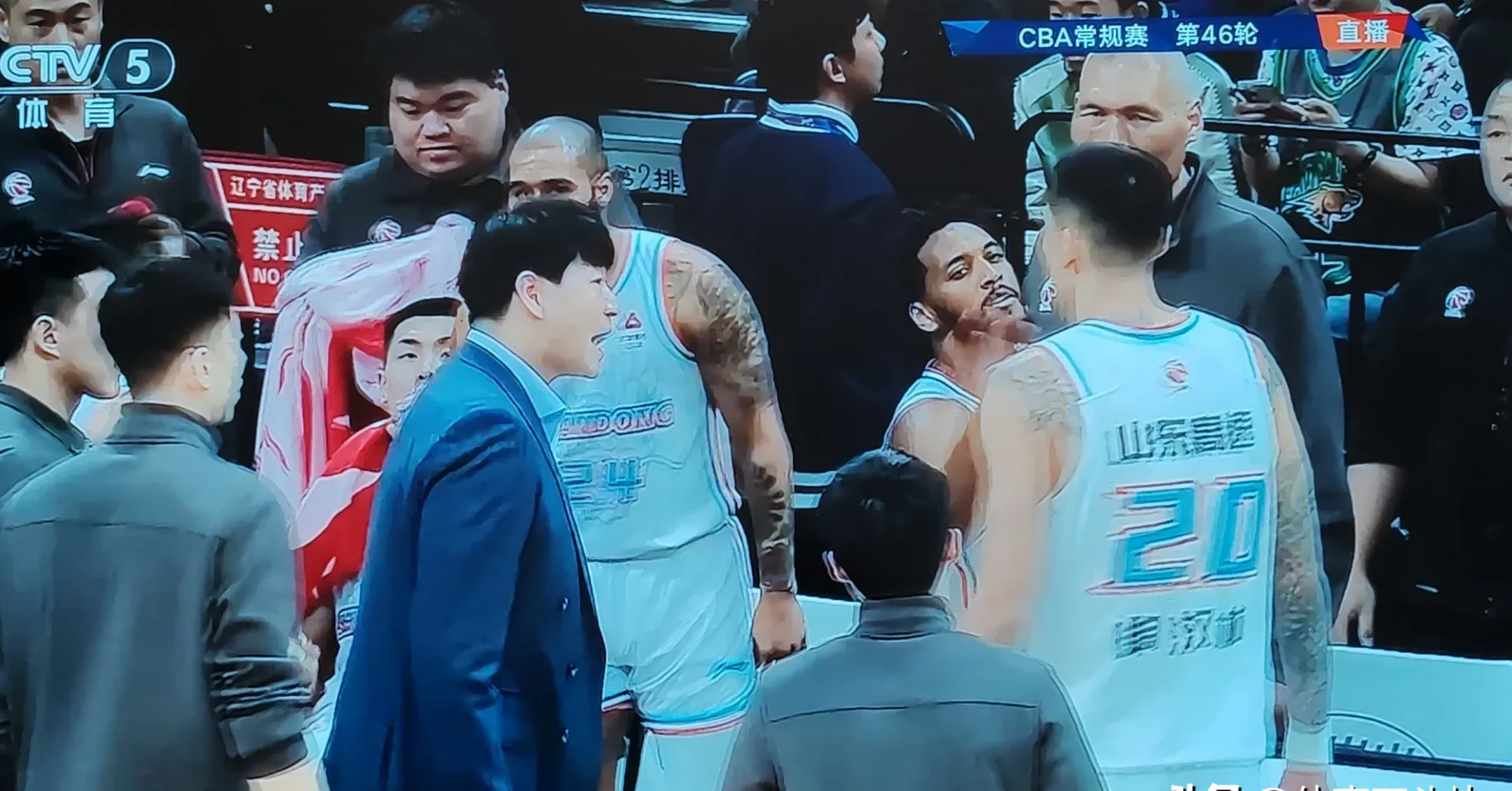 清晨辽宁本钢回应争议：NBA季后赛节点到来；态度坚定；赛程密集仍需轮换的简单介绍